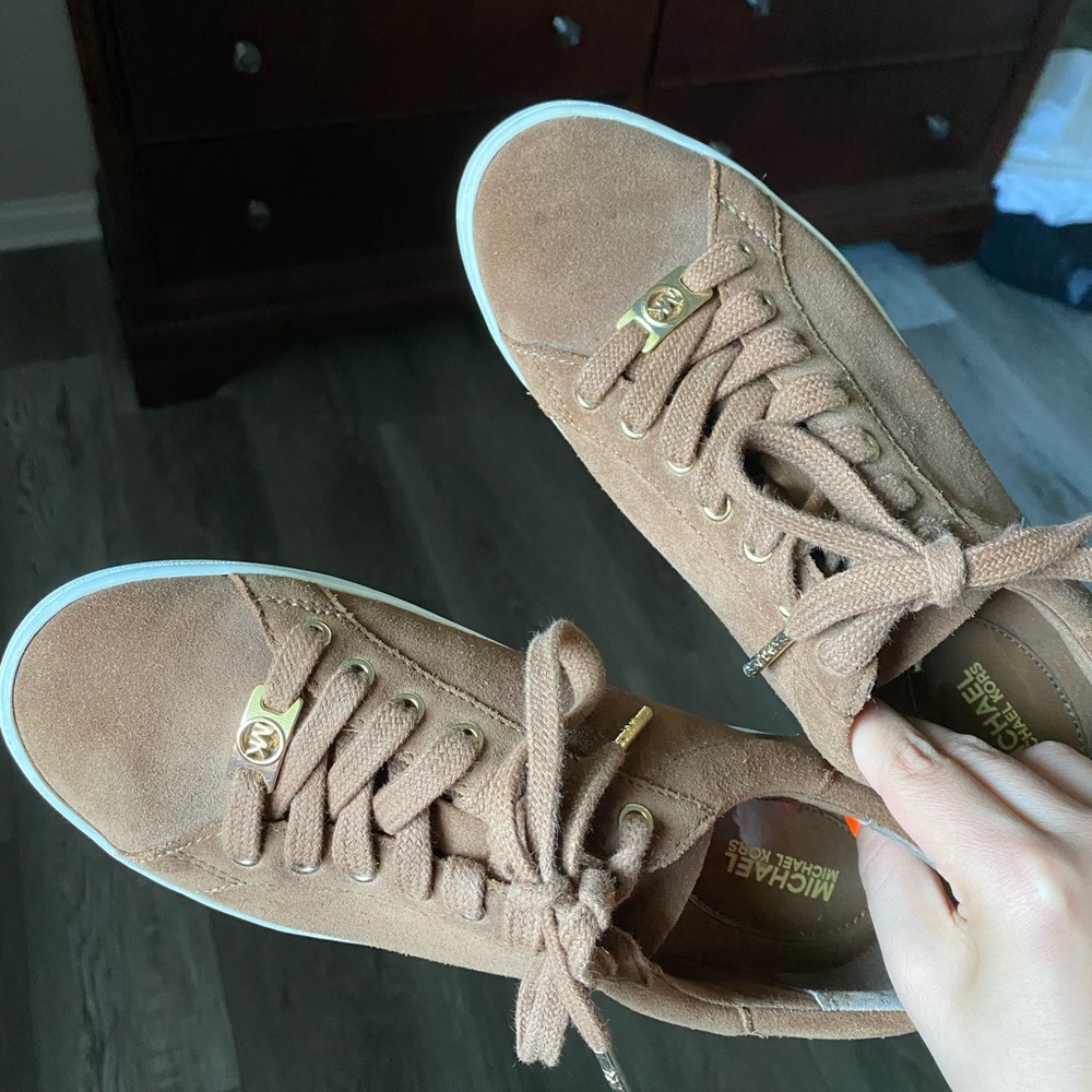 Michael Michael Kors Women's Suede Low Top Lace Up